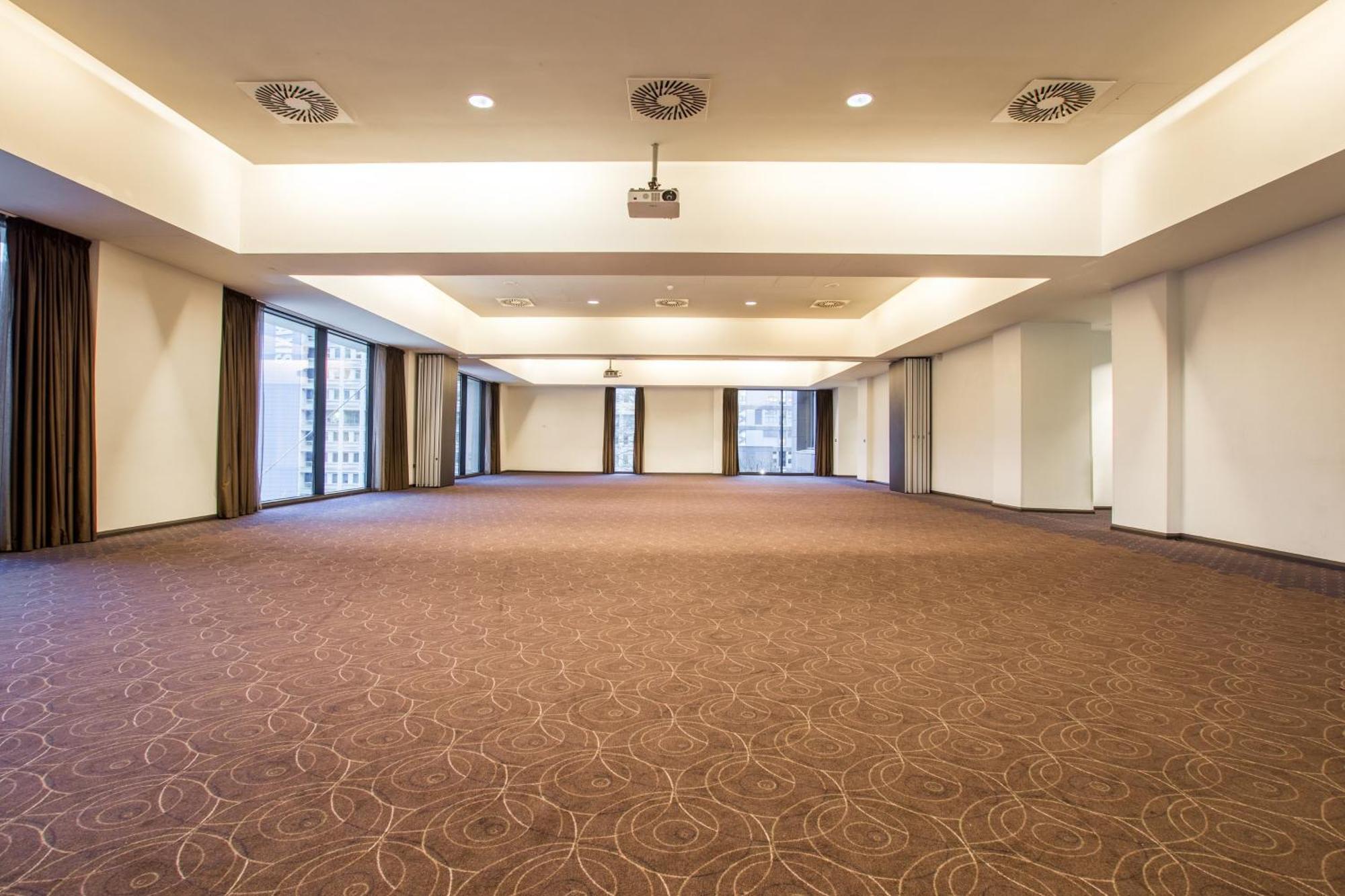 Crowne Plaza Birmingham City By Ihg Экстерьер фото